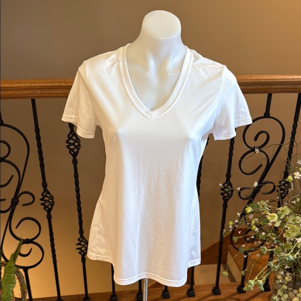 Reebok v-neck shirt